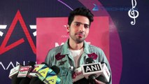 Armaan Malik Live Singing & Fans Moment | First Ever Meet & Greet With 100 Lucky Fans