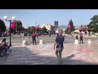 Ora News - Sot mblidhen qeveria shqiptare dhe malazezë, blindohet Shkodra