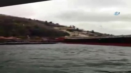 Tarihi Yalıya Çarpan Gemi Türkiye'den Ayrıldı