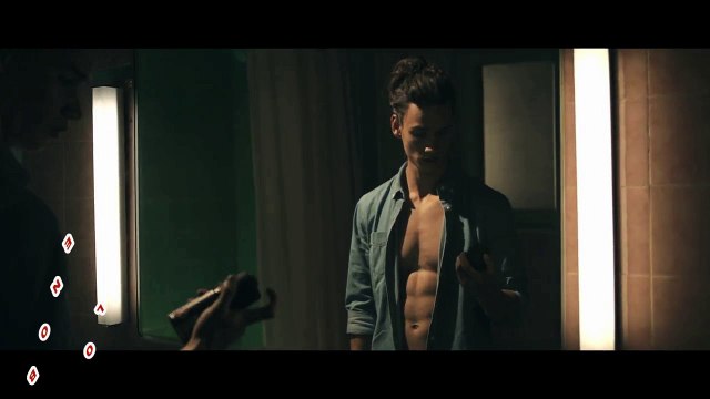 Ne Kapaklar Ne Kalpler Kırılsın Diye Axe Yeni Şişesinde I Axe Yeni Reklam Filmi