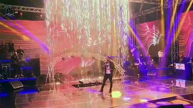 Kol Haga Bena Live -Tamer Hosny- كليب تامر حسني الجديد كل حاجة بينا - جديد 2016