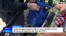 União Europeia quer reduzir uso dos sacos de plástico até 2019