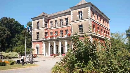 Tournage du film "Adoration" au château de Froyennes