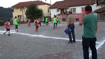 Çocukları korumak için spor kulübü kurdular