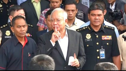 Malaysia 1MDB scandal: Ex-PM Najib Razak arrested