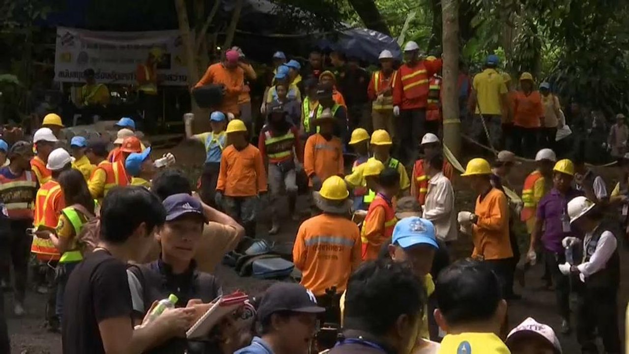 Rettung durch Taucher: Schnell, aber gefährlich für die Kinder