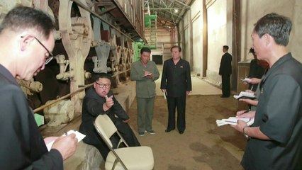 北, 낡은 공장 이례적 공개...북중 경협 포석? / YTN