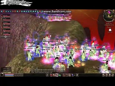 Oyun İçin Akıl mı Veriyor Yoksa Kurtuluş Savaşında Büyük Taarruzu mu Yönetiyor Belli Olmayan Eleman