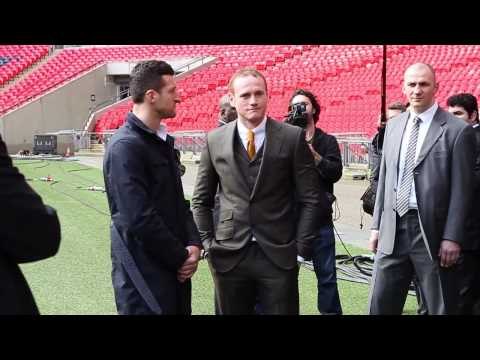 Froch pushes Groves