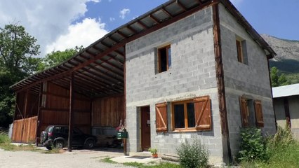 Alpes-de-Haute-Provence :  la scierie du Melezin sauvée par les employées