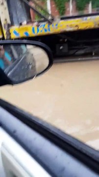 Jamil Farooqui's New Car Sinks in Water