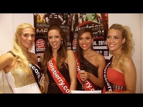 DIE PDC WALK ON GIRLS PRAESENTIEREN DIE DUTCH DARTS MASTERS VELDHOVEN