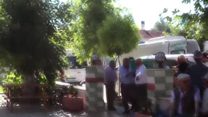 Fetö'nün "Altın Çocuğu" Zeki Güven Toprağa Verildi