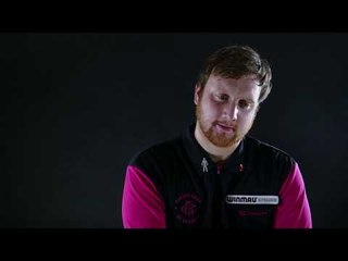 Cameron Menzies | Through to the Last 8 after a 3-1 victory over Mark McGrath