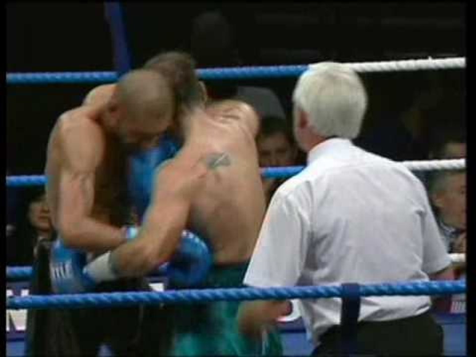 Harry Dhami vs Malcolm Melvin