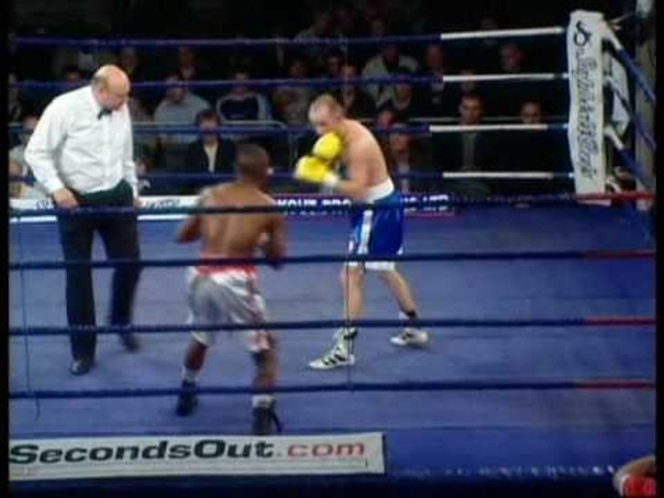 Malcolm Klassen vs Lee Holmes