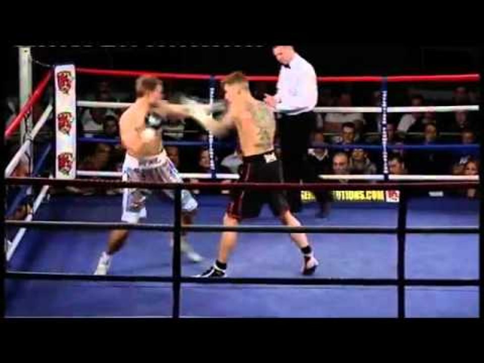 Boxing - Dan Woodgate v Paul Davis