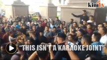 This isn't a karaoke joint, police officer tells Najib supporters
