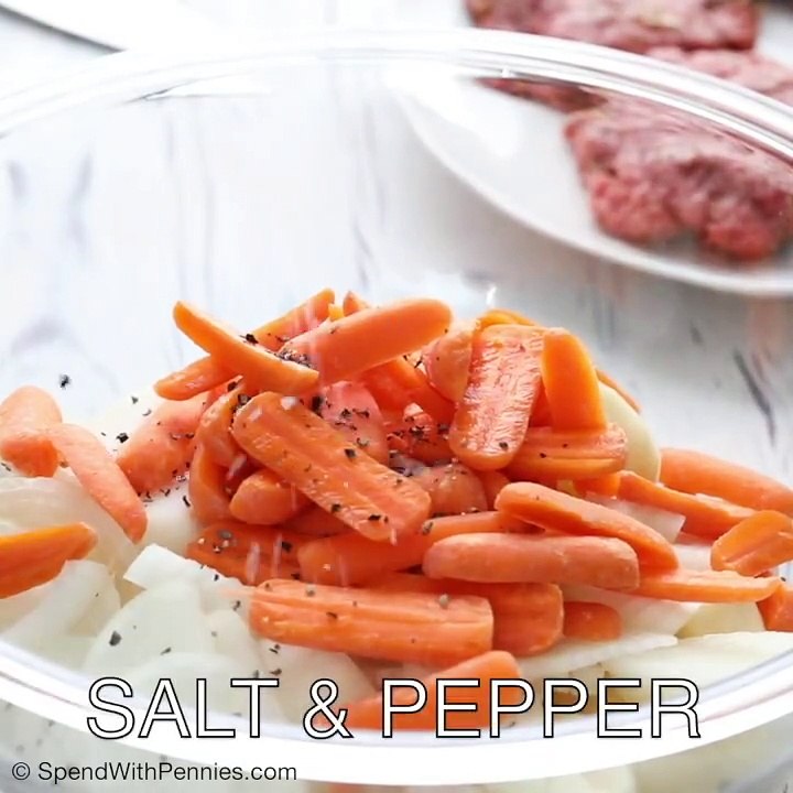 Hobo Foil Packets (Hamburger & Potato).  These are SO easy to make, budget friendly and everyone absolutely loves them!Full recipe here: