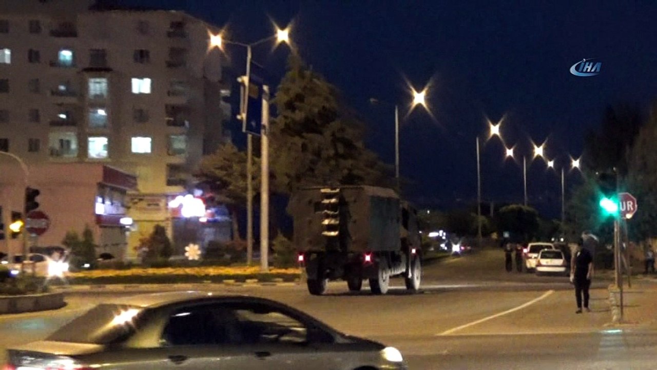Münbiç ile Tel Rıfat sınırına sevkiyat sabaha k...