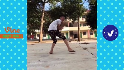 Funny Videos ● Chinese Funny Clips 2017 (Part 4)