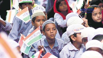 മദ്രസ വിദ്യാർത്ഥികൾക്ക് ഇനി യൂണിഫോം | Oneindia Malayalam