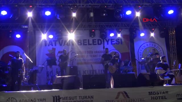 Bitlis Tatvan'da Koray Avcı Rüzgarı Esti