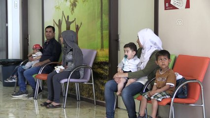Suriyeli sığınmacılar Sıhhat Projesi ile şifa buluyor - MARDİN