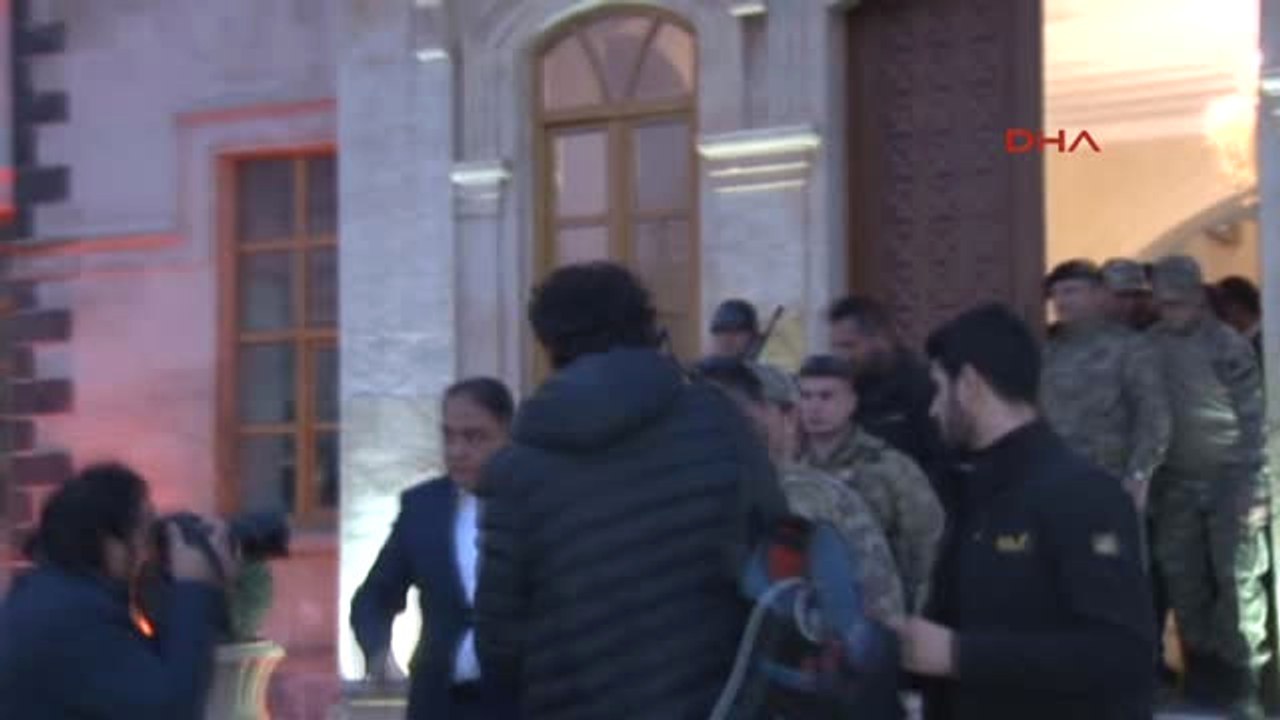 Kilis 2 Ordu Komutanı Temel Valiliği Ziyaret Etti-Ek