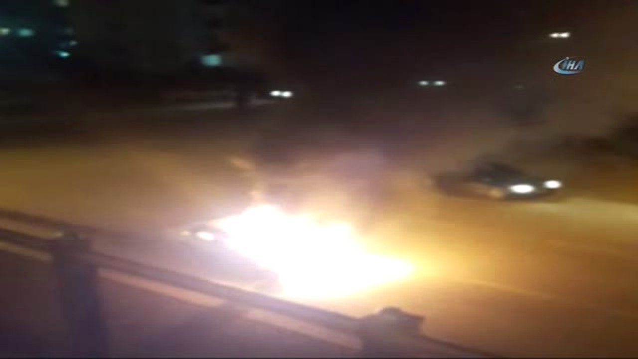 Otomobil Alev Alev Yandı