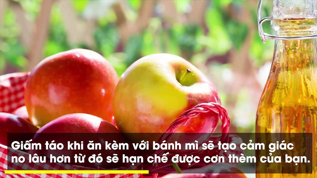 Những thực phẩm ăn kèm trong ngày Tết để ăn thả ga nhưng không sợ béo