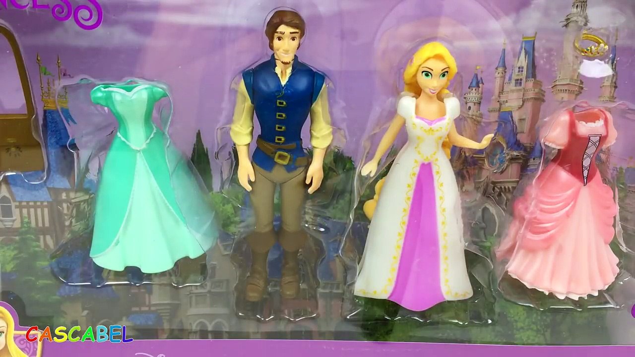 EL CUENTO DE RAPUNZEL Y EL PRINCIPE SET DE LUJO DELUXE SET CON PRINCESA DISNEY PRINCIPE Y VESTIDOS
