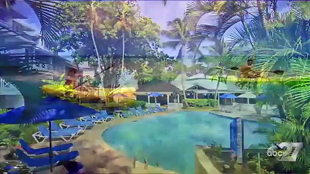 Live with Kelly and Ryan (August 17, 2017) Chris Pine & Elisabeth Moss Interview | Full Episode