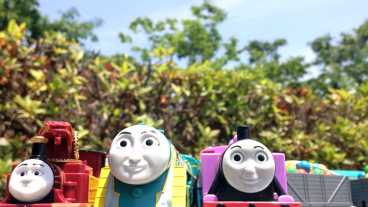 事故は起こるさ☆　コナー＆ロージー＆ハーヴィー　きかんしゃトーマスプラレールおもちゃ　THOMAS & FRIENDS ACCIDENT WILL HAPPEN IN JAPAN