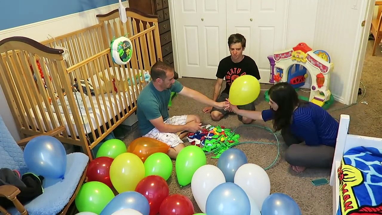 HOUSE FULL OF BALLOONS!! HAPPY BIRTHDAY AZBURY!!