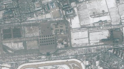 北 미림비행장 주목...열병식 신무기 공개? / YTN