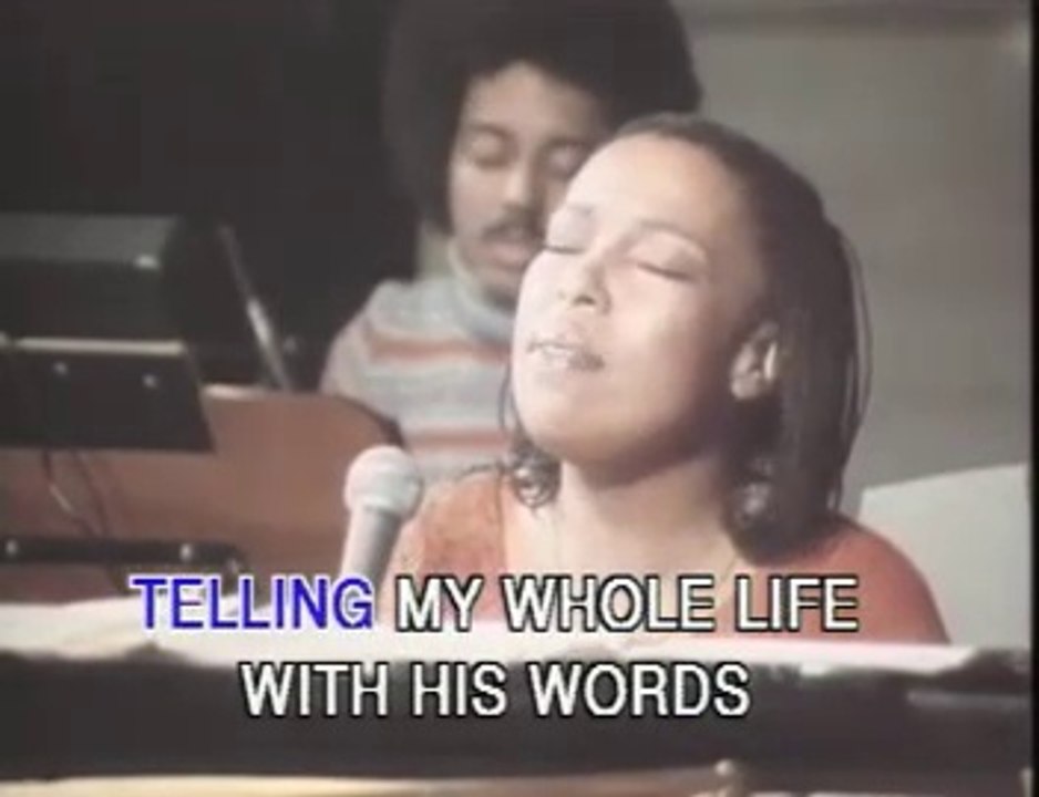 ROBERTA FLACK - "KILLING ME Softly"