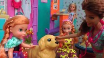 Puppies ! Elsa & Anna toddlers dog at the Pet VET - Sick ? Animal doctor clinic