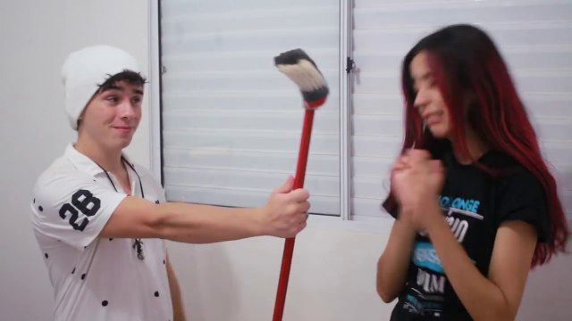 PARÓDIA VAI MALANDRA Anitta Ft. MC Zaac