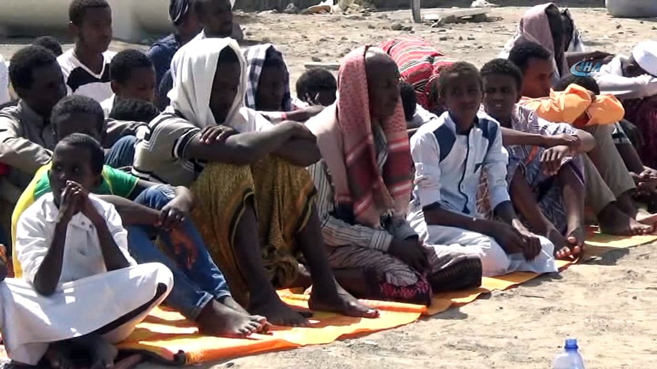 Bilal-ı Habeşi’nin Diyarından Türkiye’ye Dua- Etiyopya’da Eller Türkiye, Cumhurbaşkanı Recep Tayyip Erdoğan Ve Mehmetçik İçin Semaya Kalktı- Önce Yetim Çocuklar Ve Öğretmenleri Ardından Da Kanaat Önderleri Türkiye İçin Dua Et..