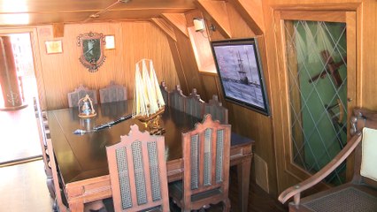 Una réplica de un galeón del s.XVI atraca en Alicante