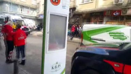 Genelkurmay Başkanı Hulusi Akar'ın Ziyaret Ettiği Valilik Yakınına Roket Düştü