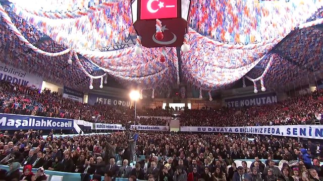 Cumhurbaşkanı Erdoğan: 'Bayrakları bayrak yapan üstündeki kandır toprak eğer uğrunda ölen varsa vatandır' - İSTANBUL