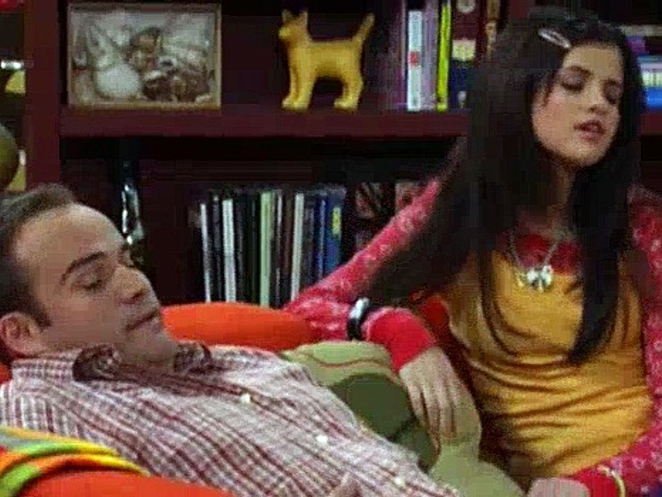 Wizards Of Waverly Place S01E05 Disenchanted Evening