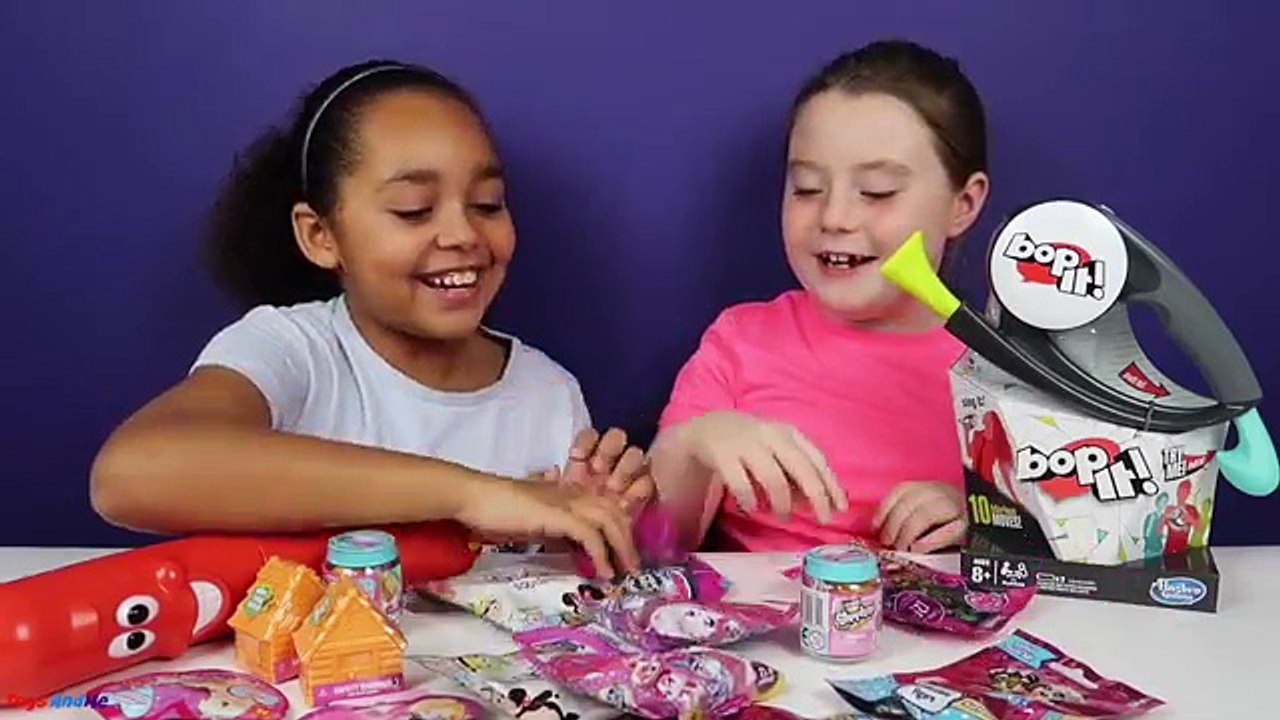 BOP IT VS SILLY SAUSAGE TOY CHALLENGE GAME Disney Tsum Tsum Shopkins Animal Jam Prizes