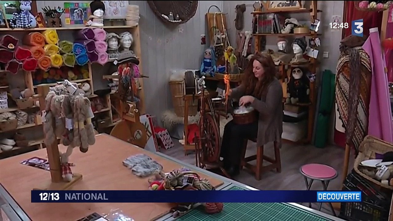 Alpes-de-Haute-Provence : rencontre avec Sandrine Pilati, éleveuse de lapins angoras