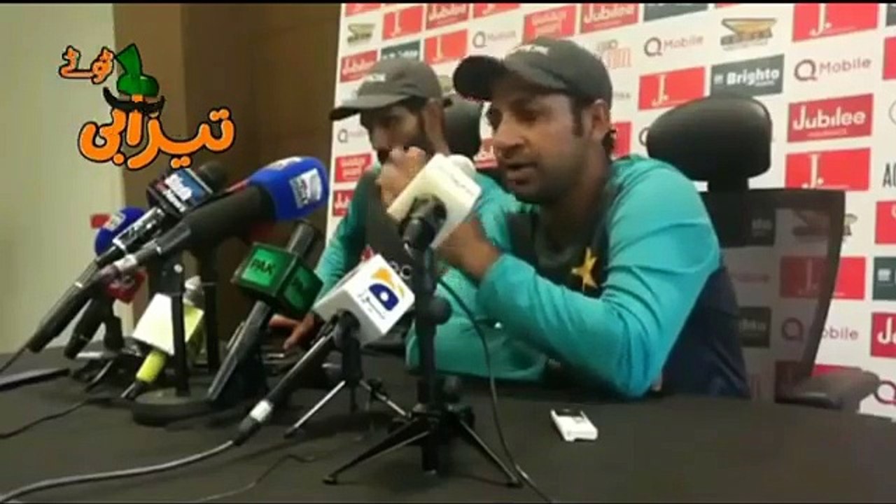 Sarfraz Ahmed Whitewash Punjabi Totay Tezabi To...