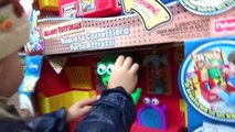 VLOG магазин игрушек Toys смотрим медведей , куклы . купим много игрушек Shopping toys store