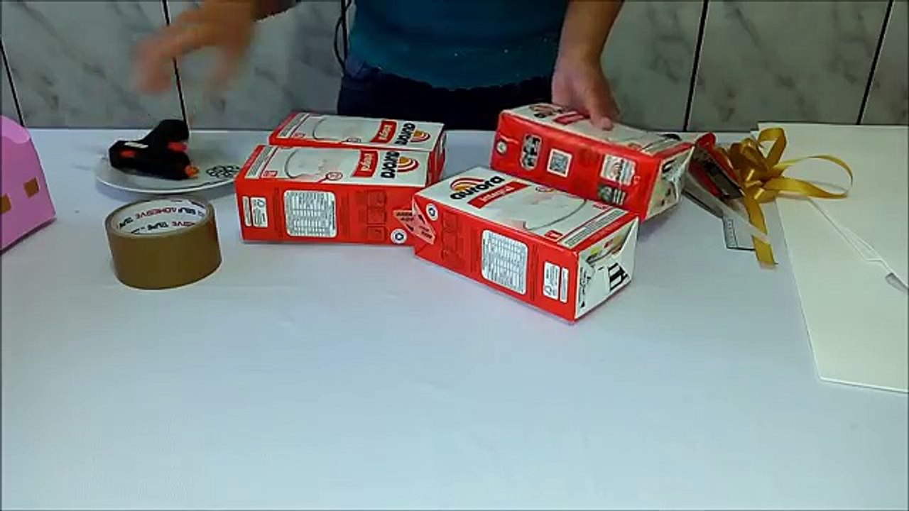 Como fazer bandeja para doces com caixas de leite