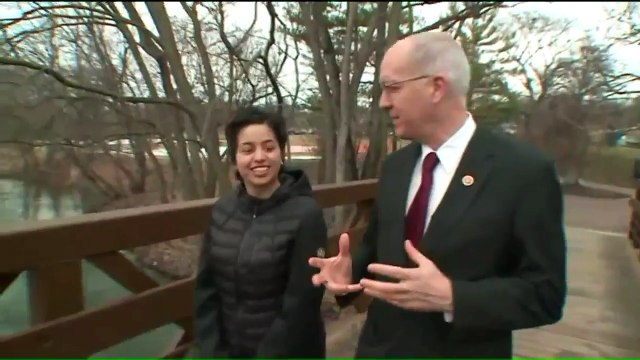 Illinois Congressman to Bring DACA Recipient to State of the Union Address